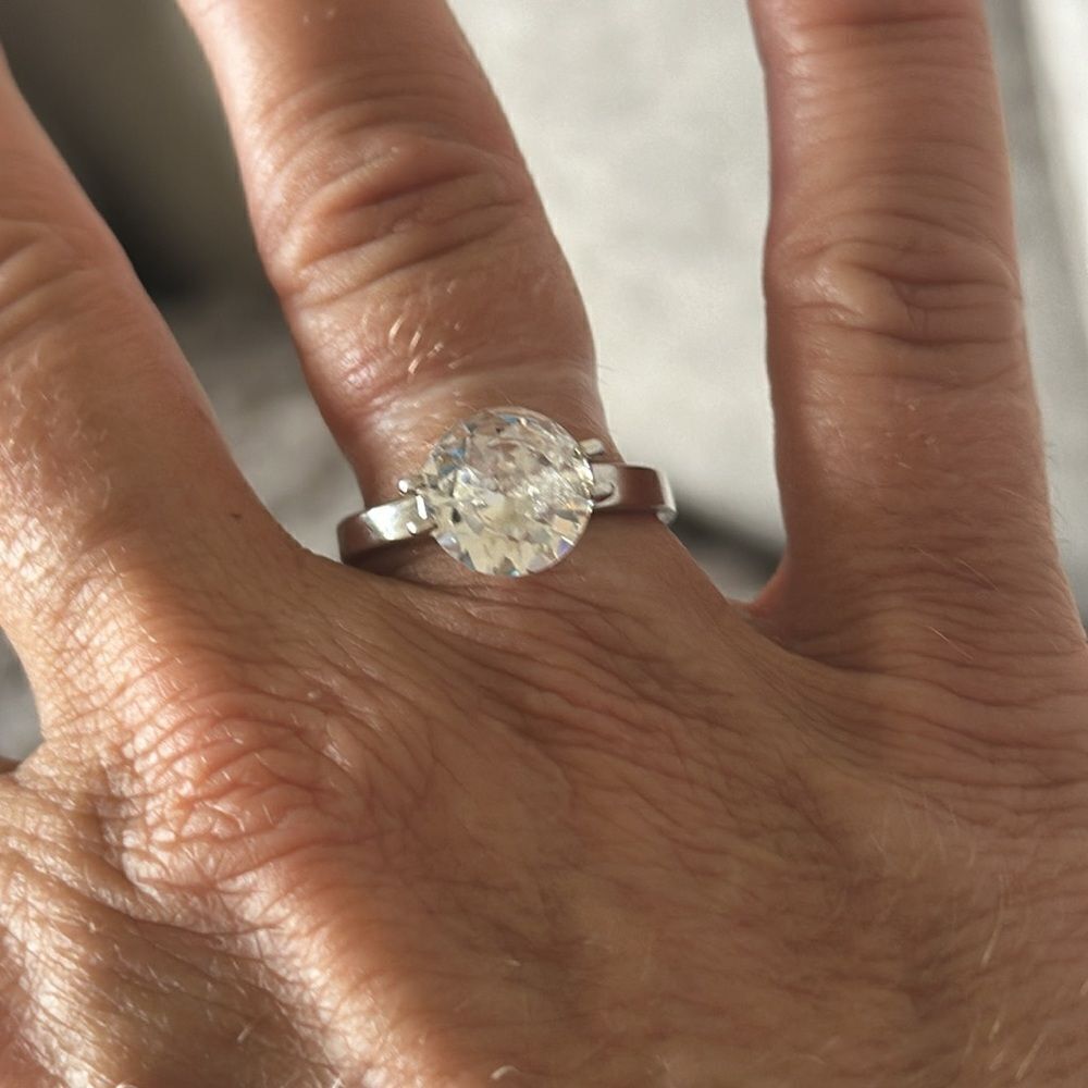 18K Gold Plated Cubic Zirconia Ring!
